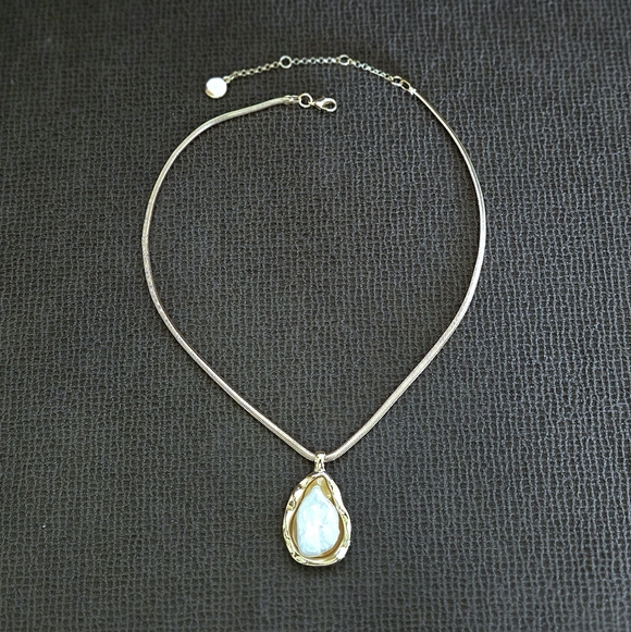 House of Harlow 1960 Jewelry - House🏠 of Harlow Baroque Pearl Necklace - NWT